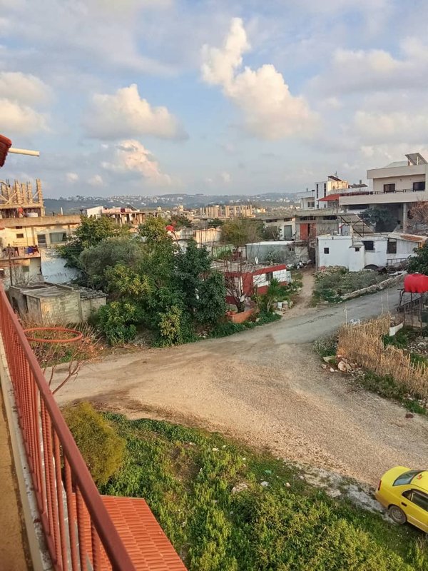 لدينا شقة مميزة للبيع 